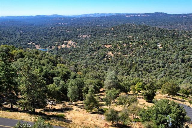 5635 Clouds, Mariposa