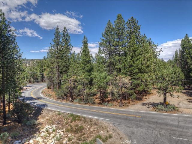 2001 State Lane, Big Bear City