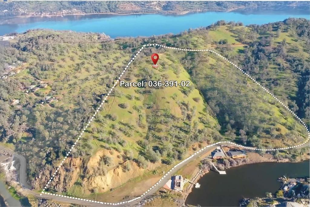 11130 Lakeshore Dr, Clearlake