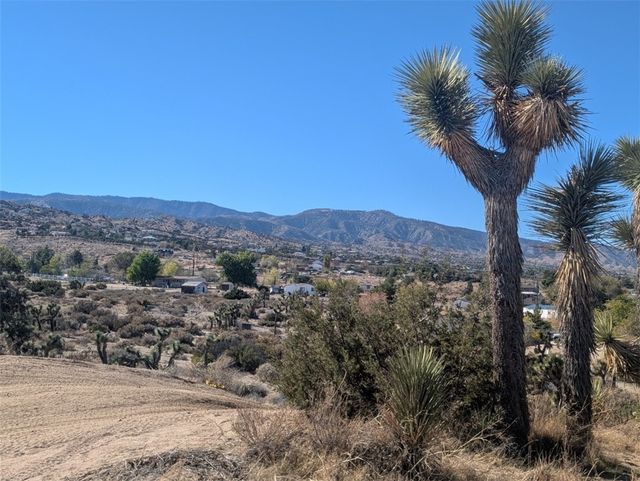 Malpaso Road, Phelan