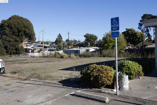 N/A, Pinole