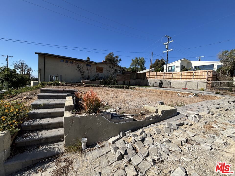 Photo of Listing #25615441