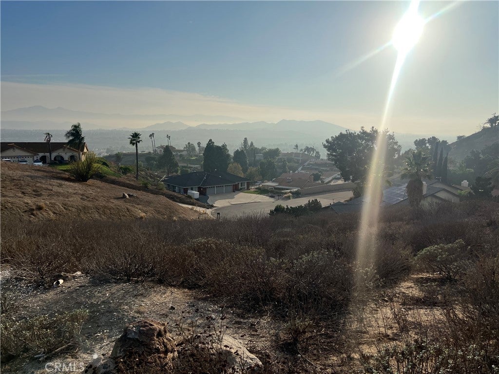 Photo of Listing #DW25254891