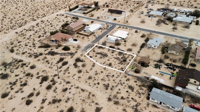 207 Indian Circle, 29 Palms.