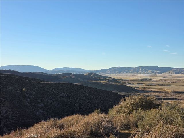 25 3points, Lake Hughes