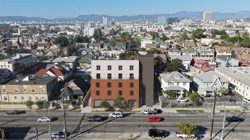 Photo of Listing #SR25260555