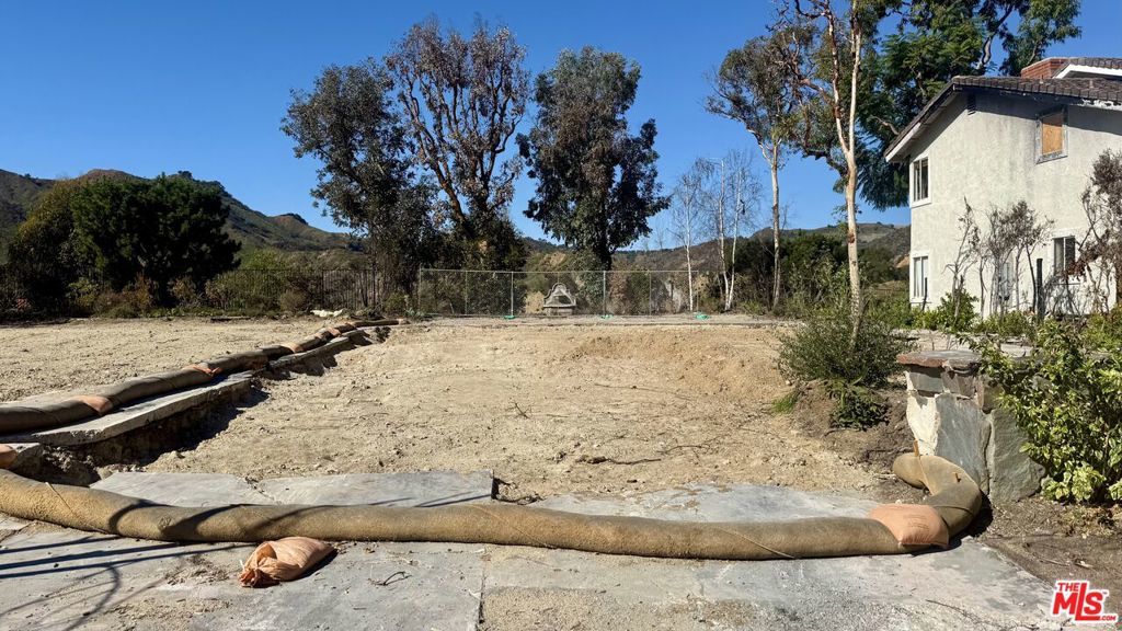 Photo of Listing #25618425