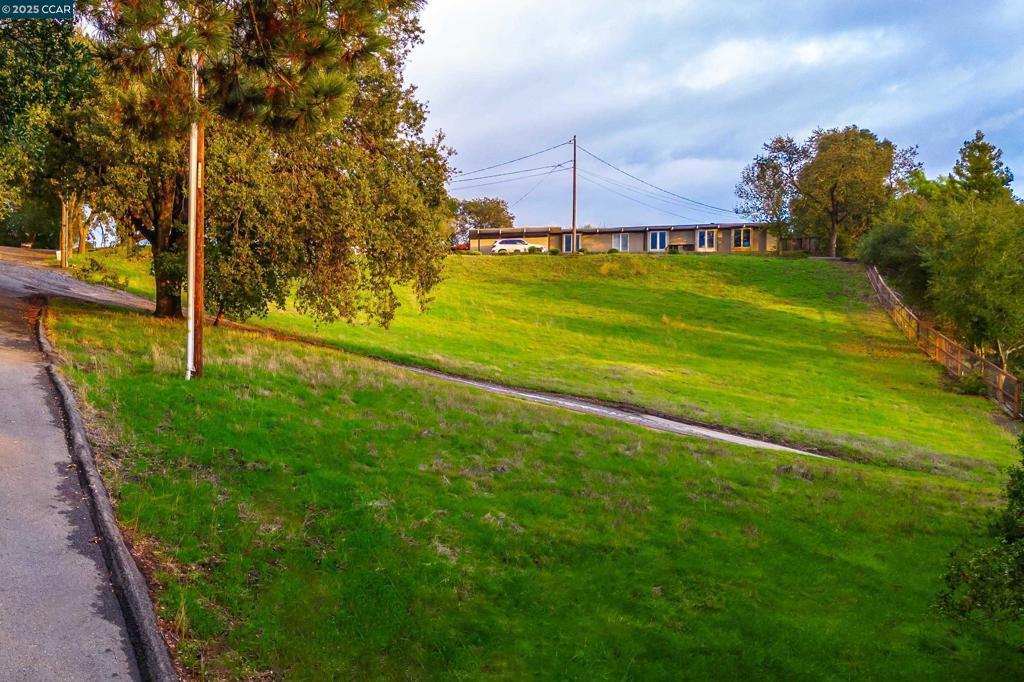 Photo of Listing #41118037