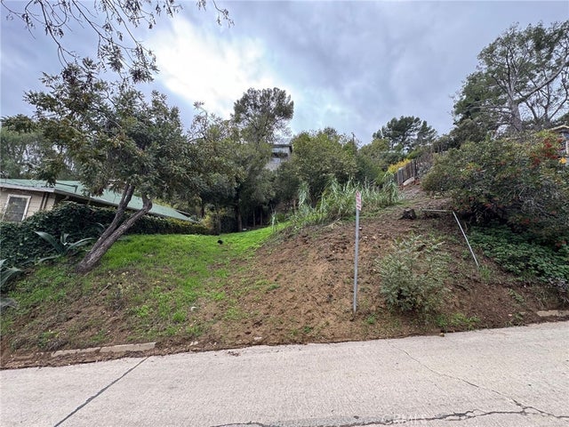 472 West Avenue 44, Los Angeles