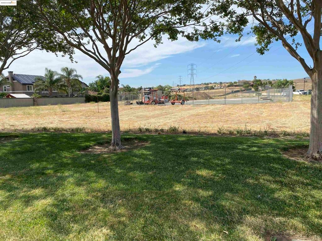 Photo of Listing #41118198