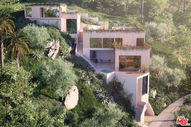 2266 W Earl Street, Los Angeles