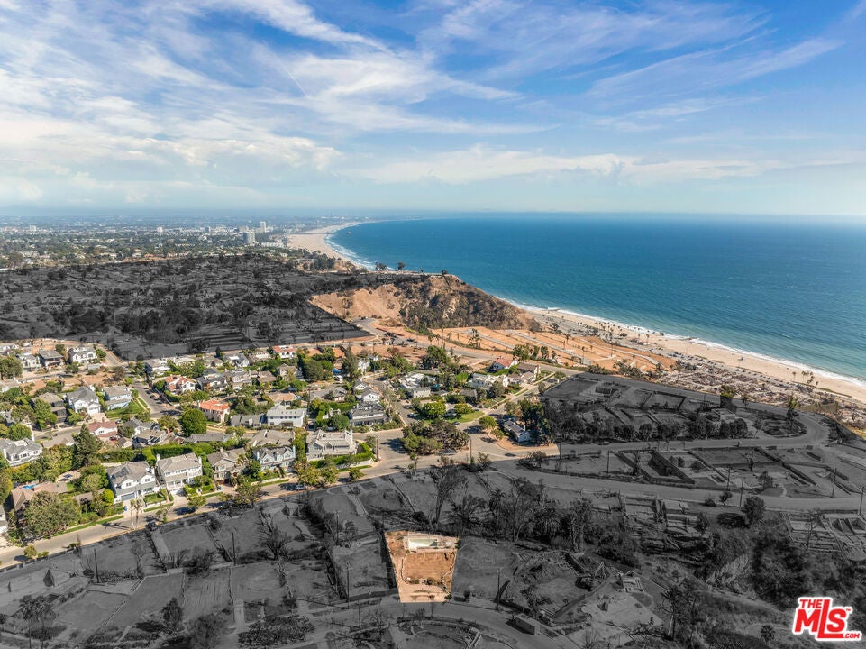 Photo of Listing #25618927