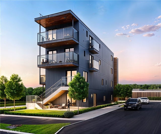 18 0 7207-021-18, Signal Hill