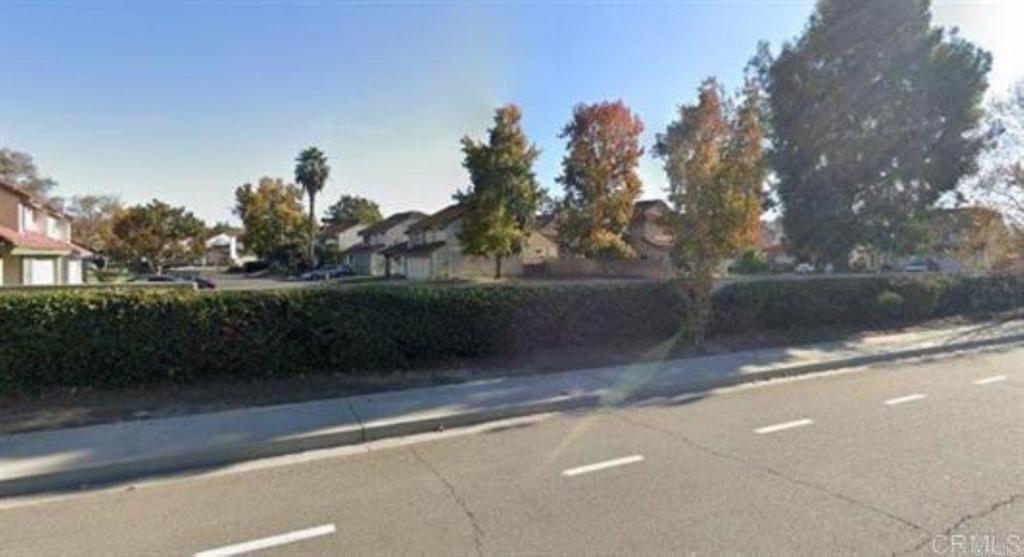 Photo of Listing #PTP2508897