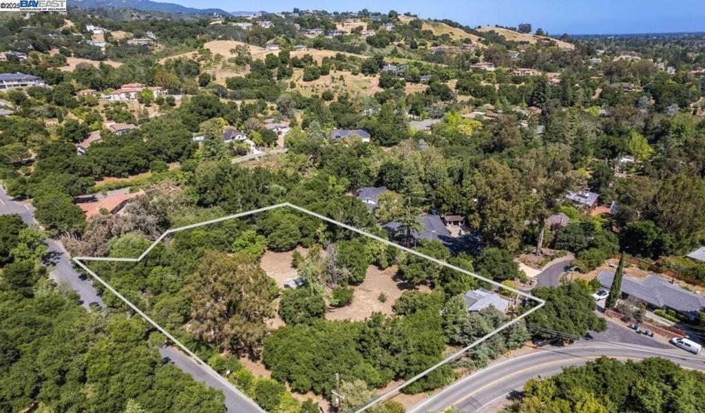 Photo of Listing #41118550