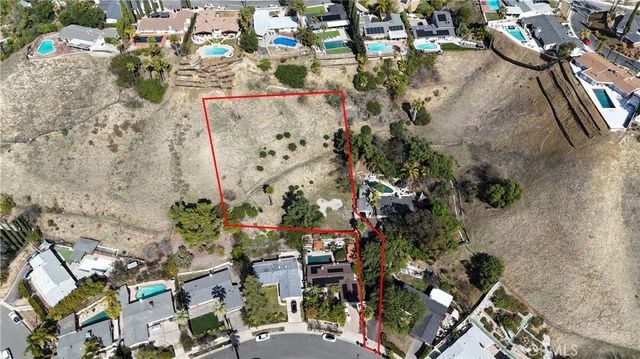 20713 Collins Street, Woodland Hills