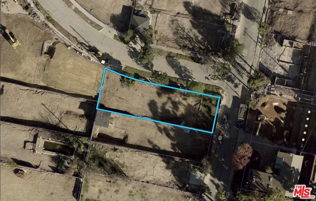 Photo of Listing #25621175