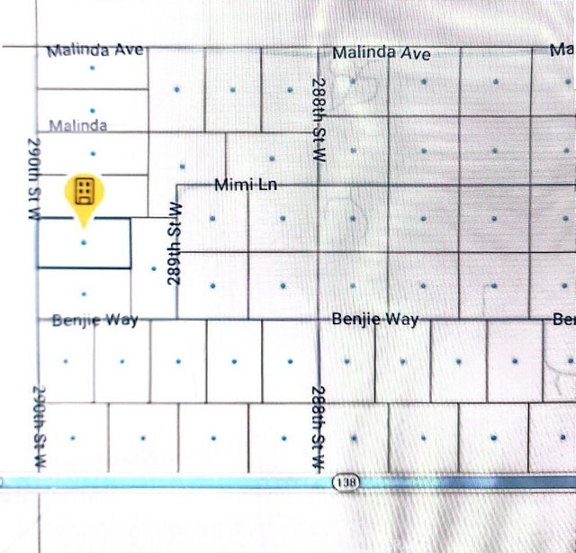 290 W Avenue C, Lancaster