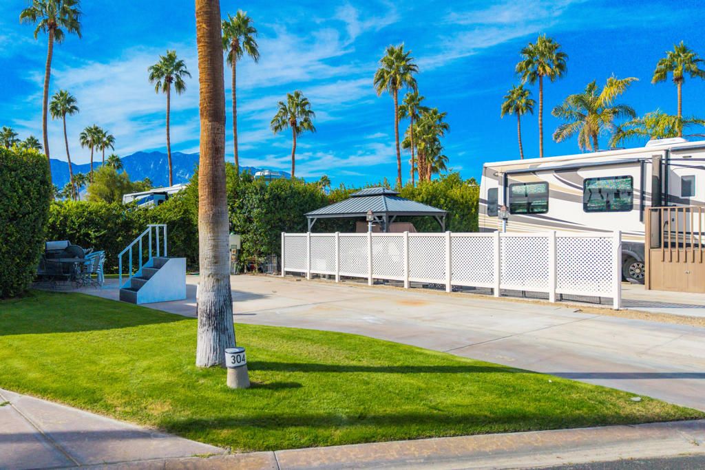 69411 Ramon Rd #304, Cathedral City