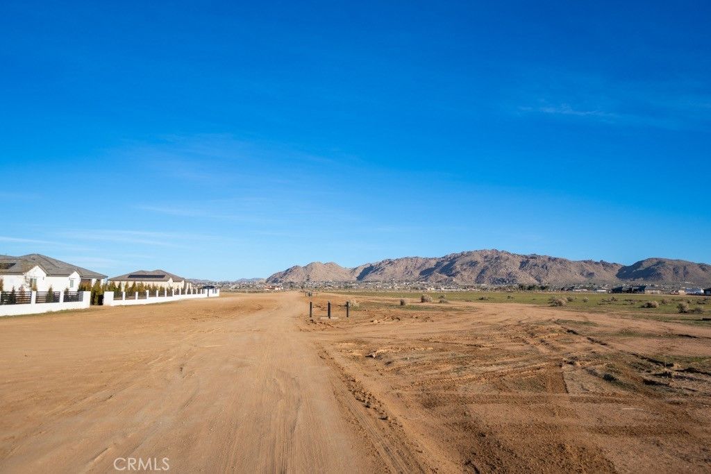 N/A, Apple Valley