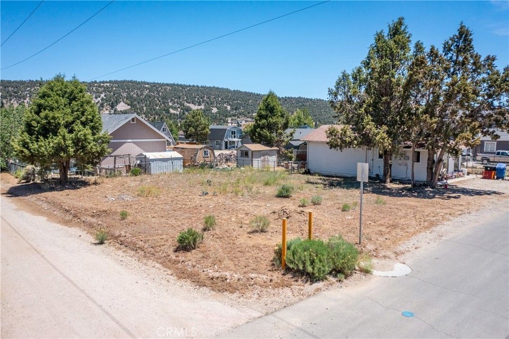 5th Lane, Big Bear City