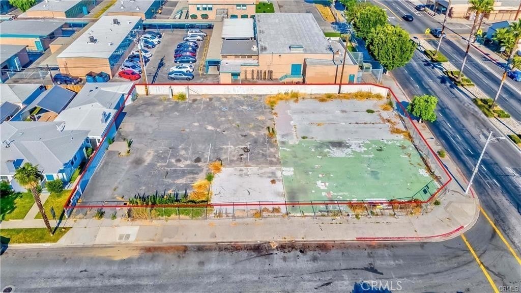 Photo of Listing #DW26000484