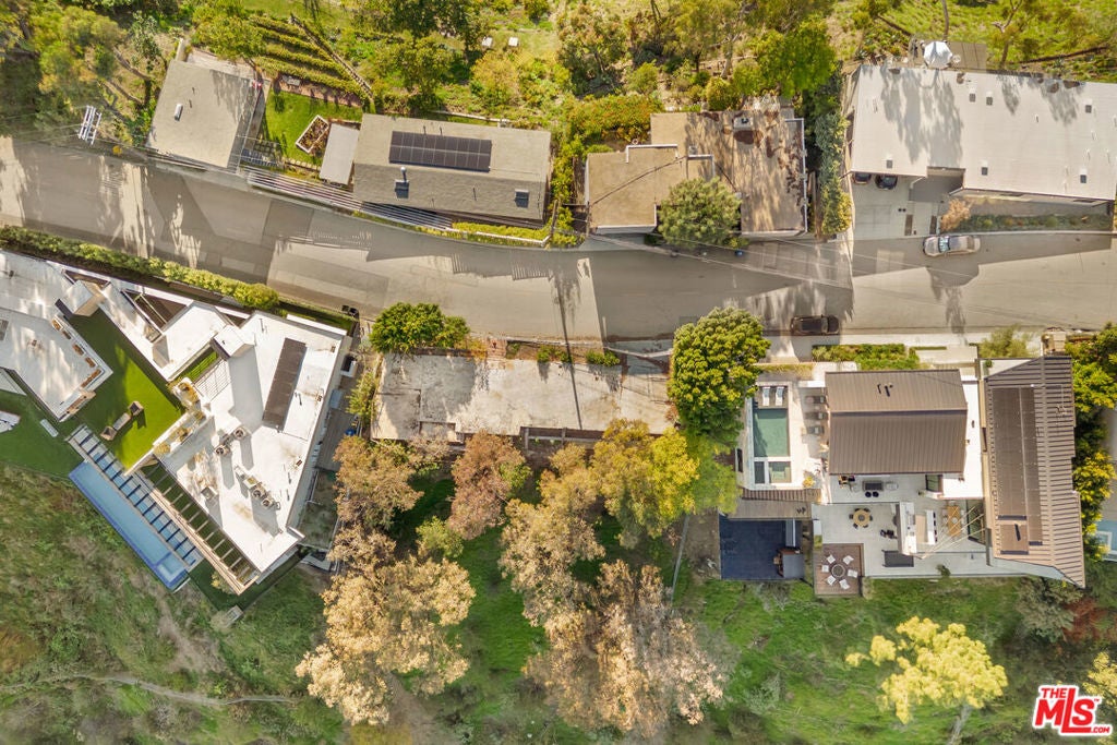 Photo of Listing #26633327