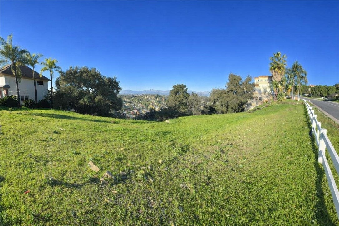 Photo of Listing #TR26004061