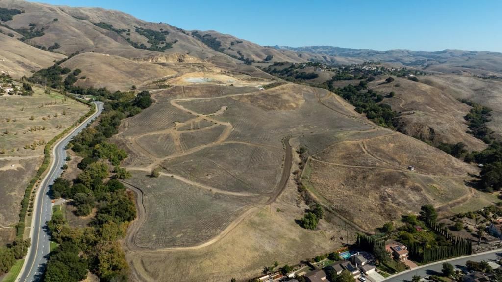 2000 Scott Creek Road, Milpitas