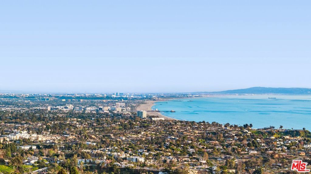 Photo of Listing #26641299