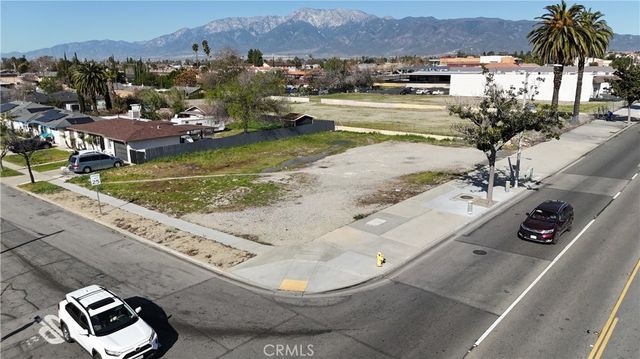 9098 Sierra, Fontana
