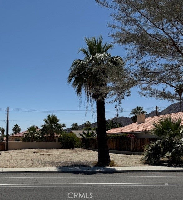 Ne Eisenhower Drive, La Quinta