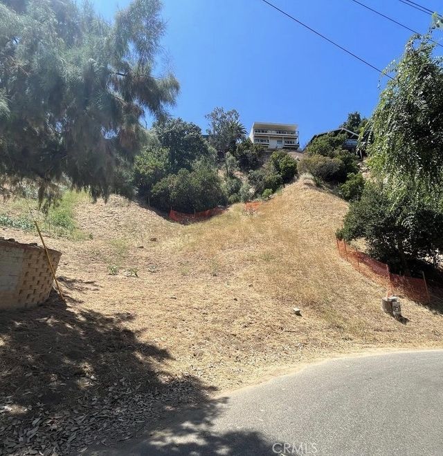 Ensenada Drive, Woodland Hills