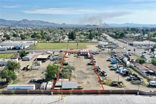 1966 W Rialto, San Bernardino