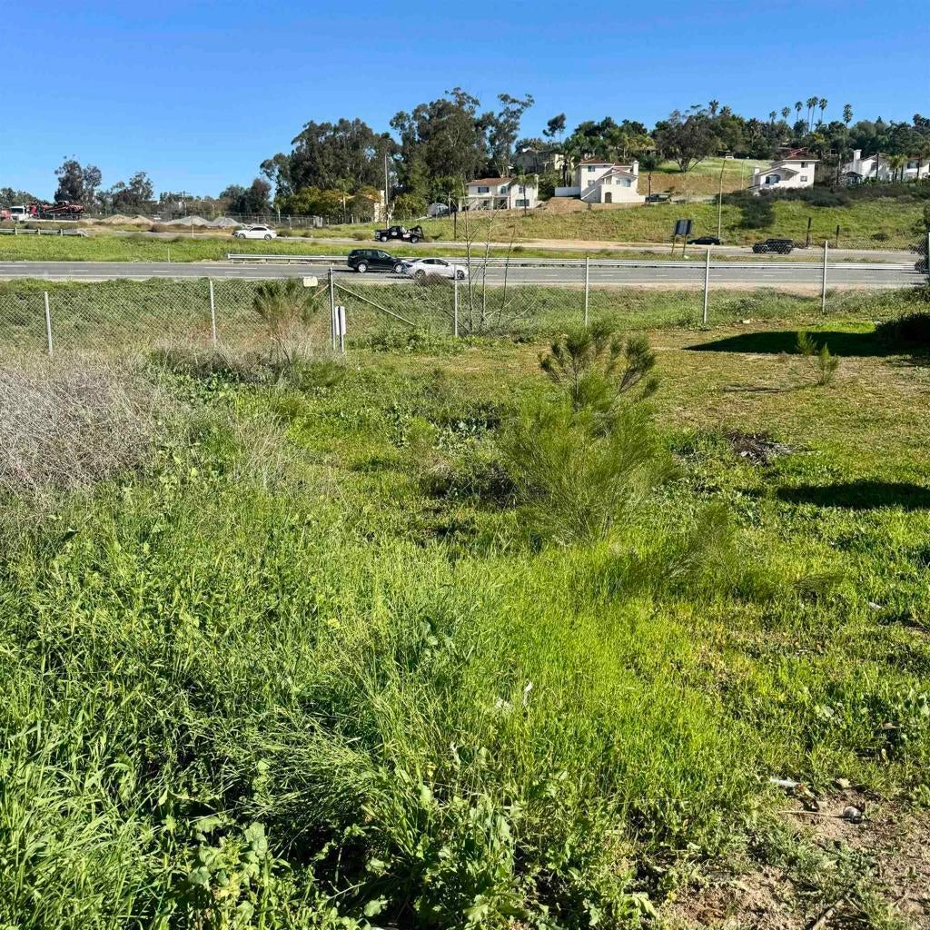 Photo of Listing #PTP2600859