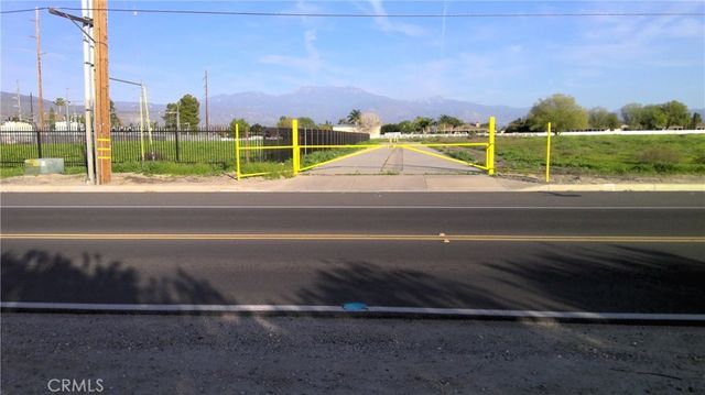 3 N Lyon Avenue, Hemet