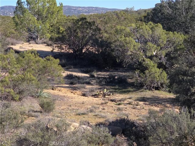 56660 Knollwood, Anza