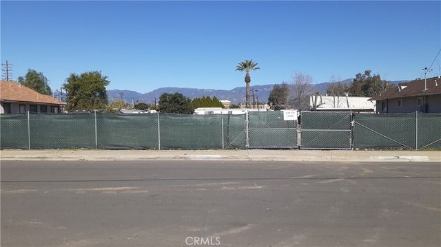 416 Oak Street, San Bernardino
