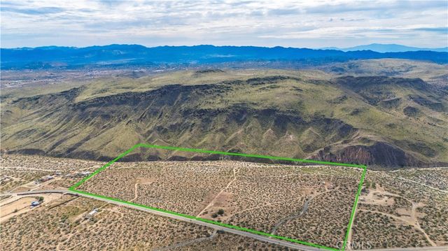 55455 Pipes Canyon, Pioneertown