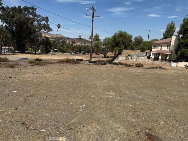 Illinois, Lake Elsinore