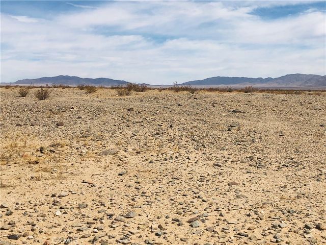 5 Raymond Drive, 29 Palms