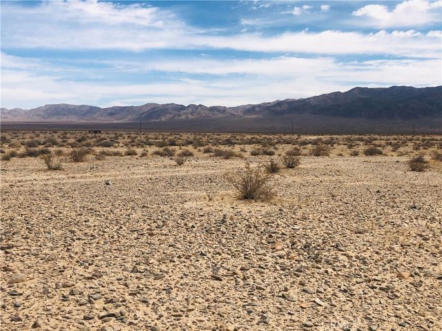 5 Montgomery Drive, 29 Palms