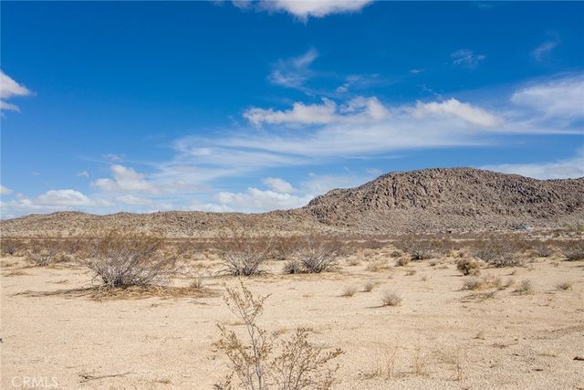 7777 La Brisa Drive, Joshua Tree