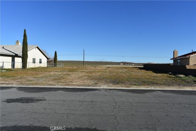 15224 Tournament Drive, Helendale