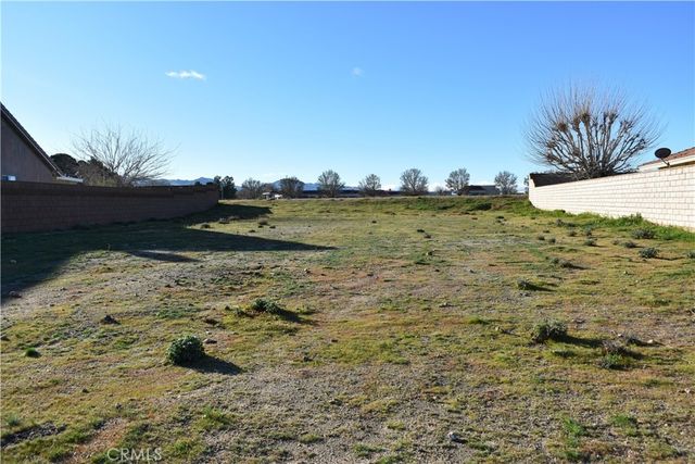 27237 Peach Tree Lane, Helendale