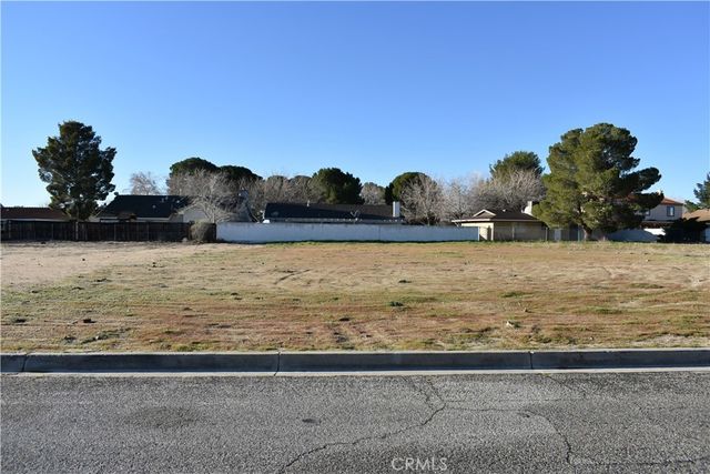 14817 Crofton Lane, Helendale
