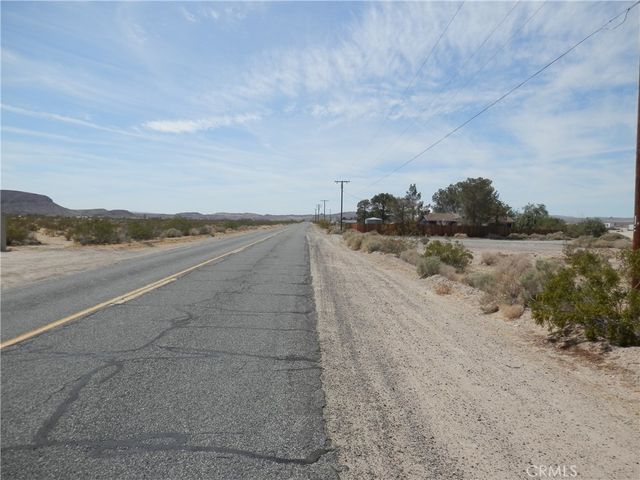 Calico Boulevard, Yermo