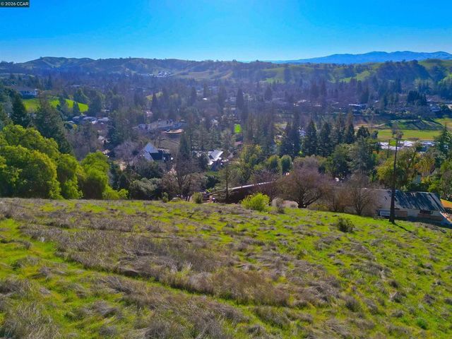2590 Caballo Ranchero Dr, Diablo