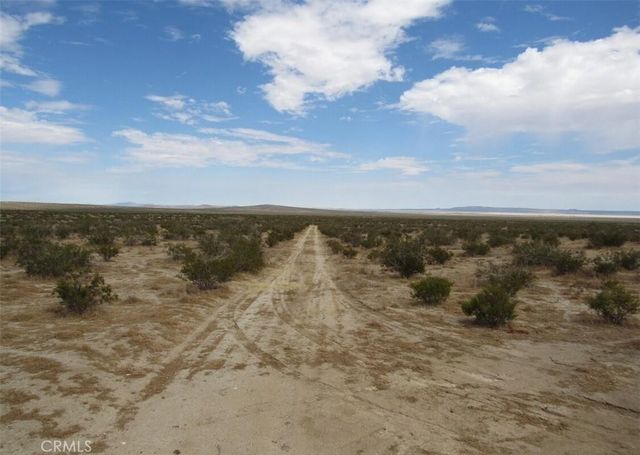 234-532-08-00-7 94th Street, California City