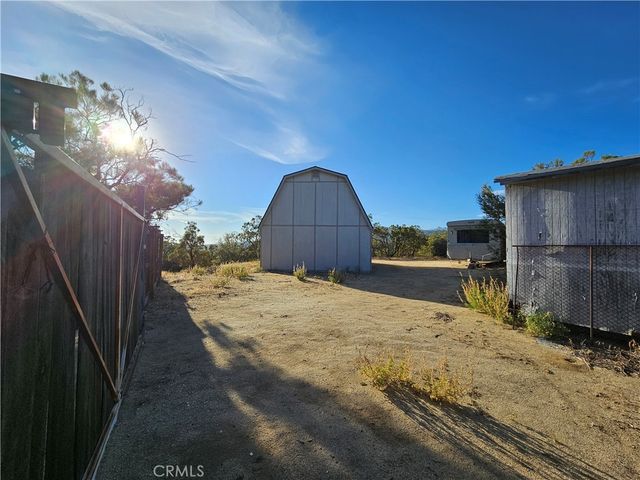59600 Burnt Valley Road, Anza